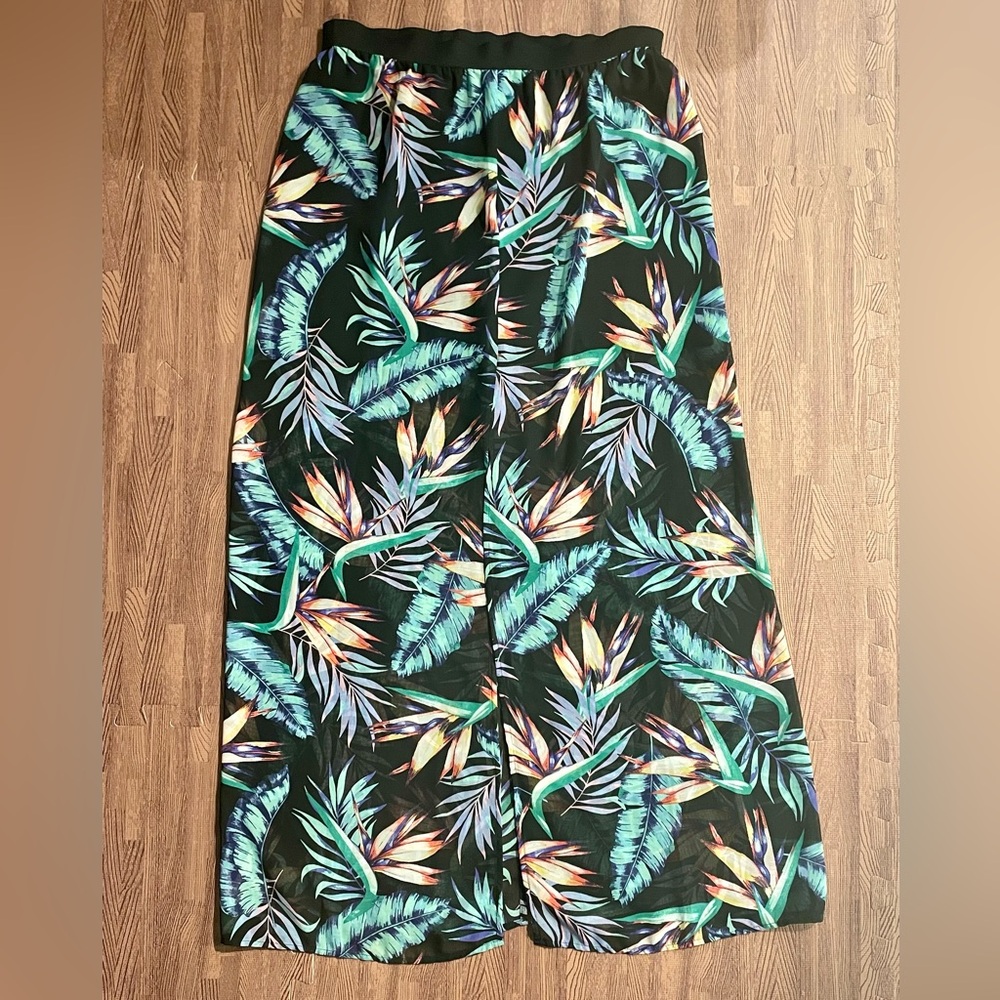 Divided by H&M Floral Skirt w/ Slit *Good Cond* Size 8